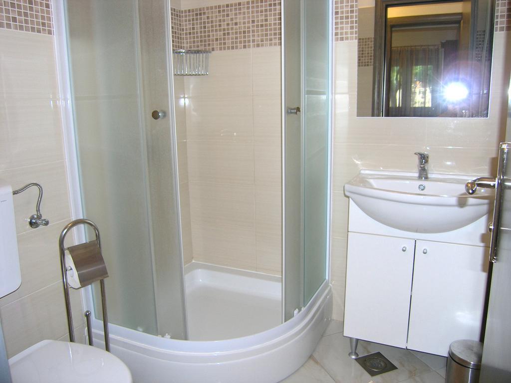 Apartment Martina Krk Town Buitenkant foto