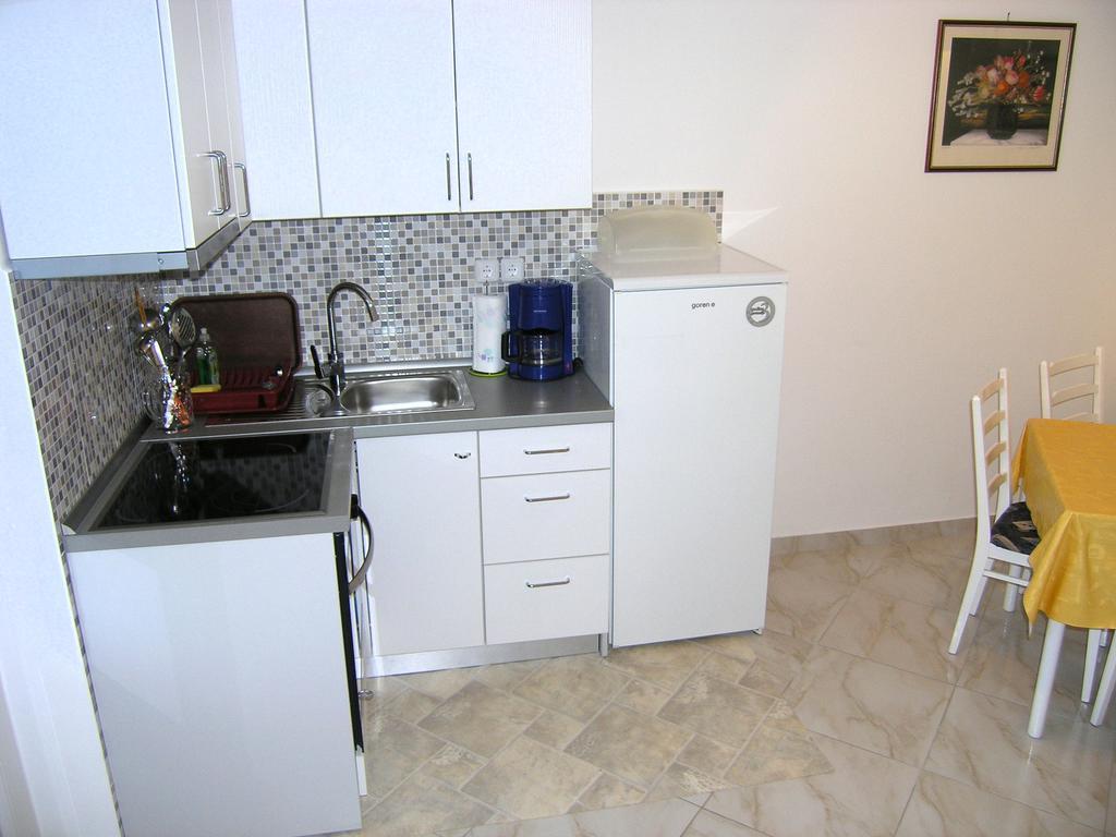 Apartment Martina Krk Town Buitenkant foto
